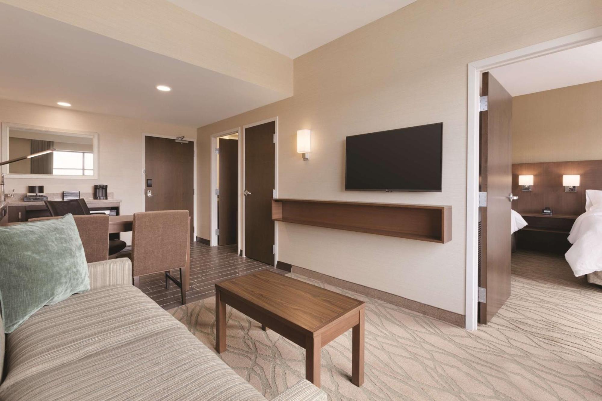 Embassy Suites By Hilton Akron Canton Airport North Canton Exterior photo